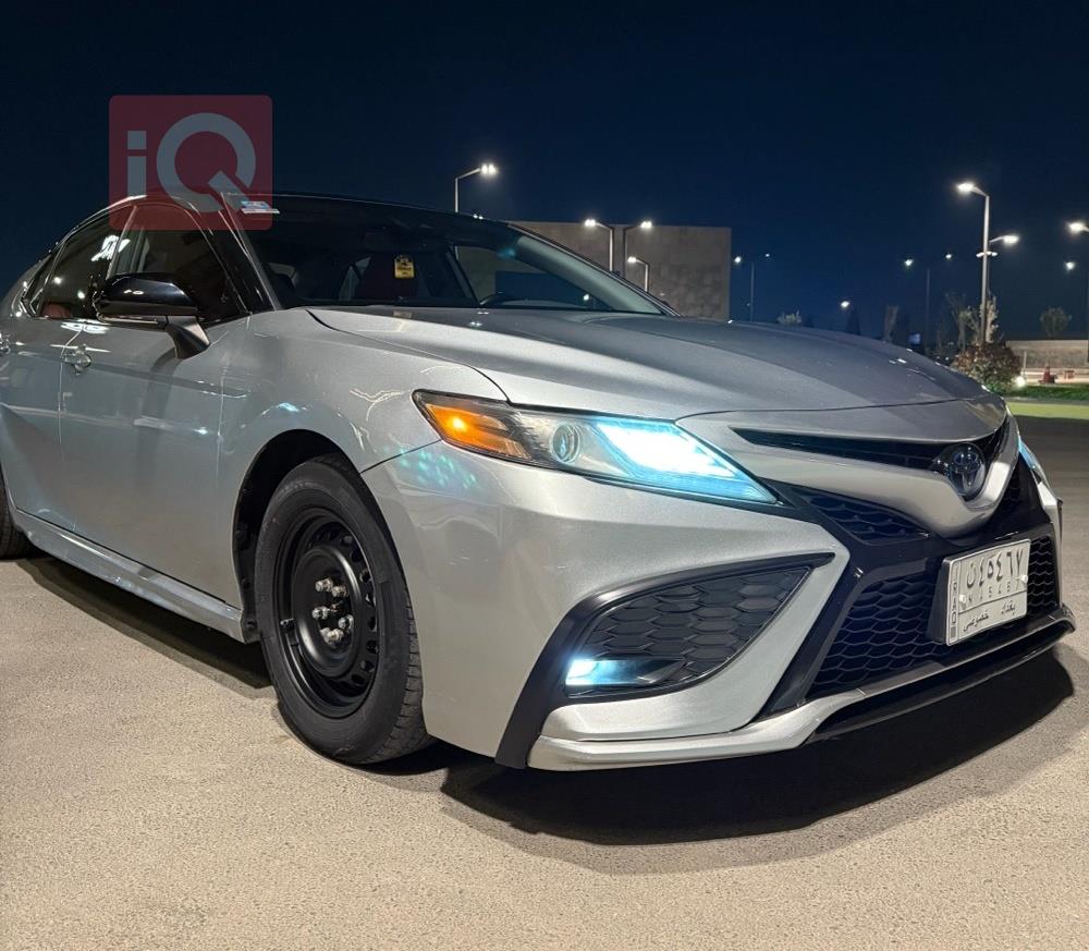 تۆیۆتا کامری